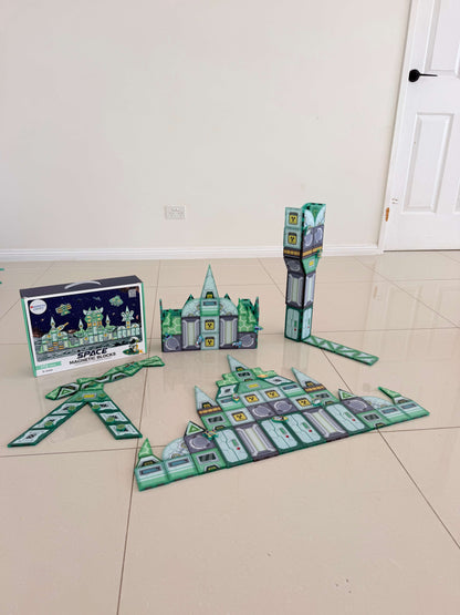 Galaxy Builder Magnetic Tiles